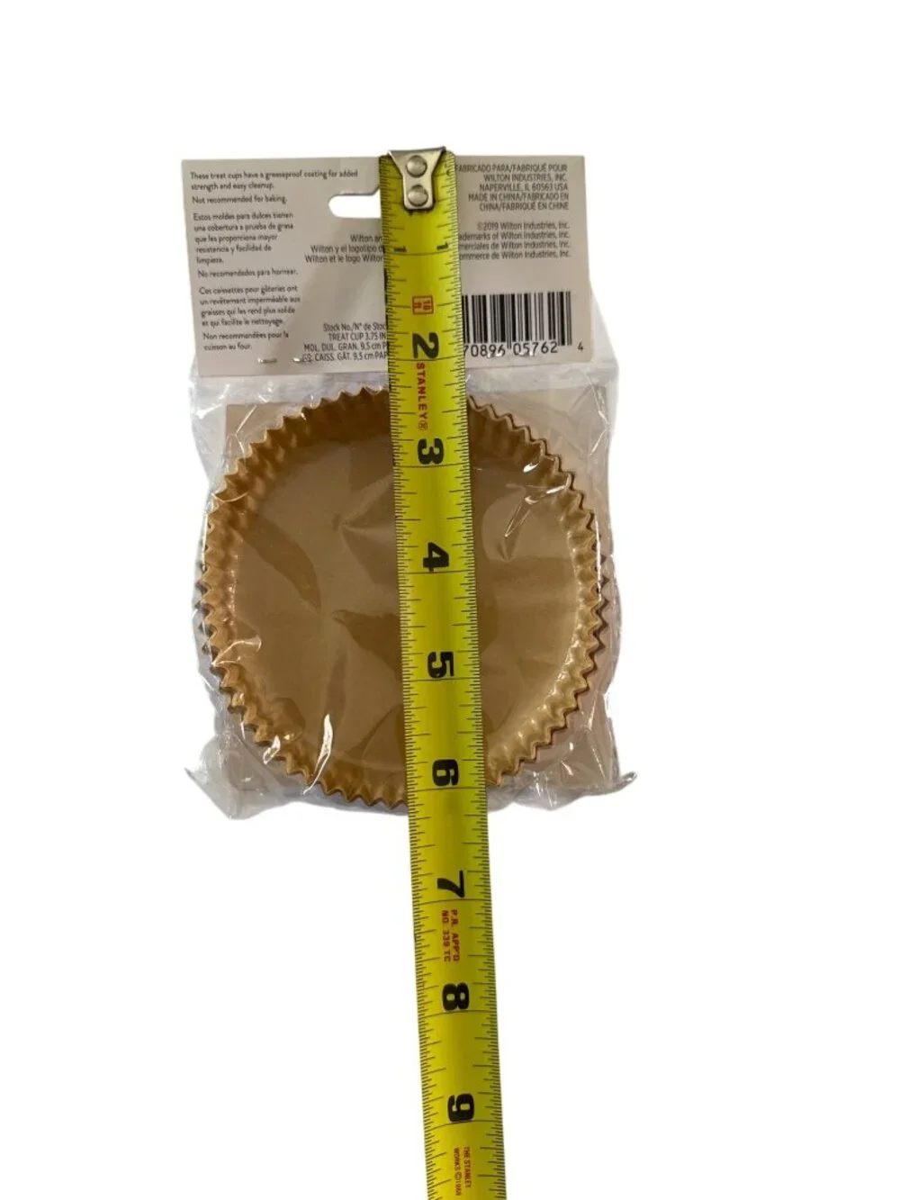 Wilton Large Treat Cups 18 cups Per Package Qty 4 Apple